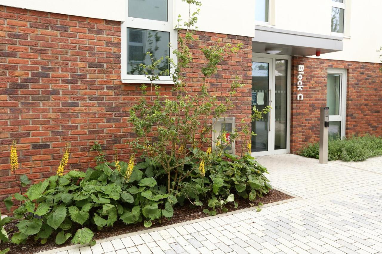 Destiny Student - Parkgate (Adults Only) Lejlighed Dublin Eksteriør billede